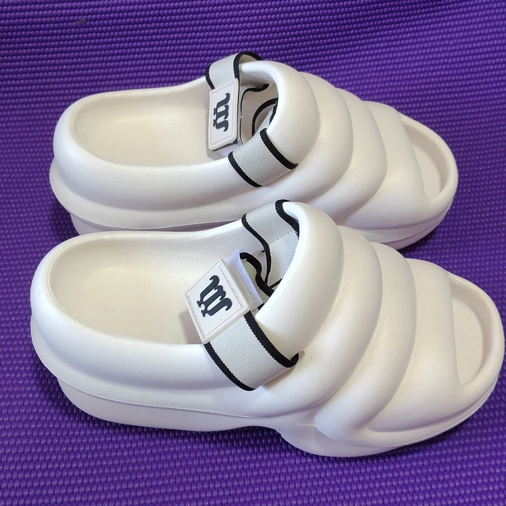 Womens White Slide‎ Puffy Slides